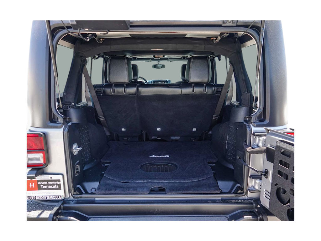 Thumbnail: 2017 Jeep Wrangler - 16