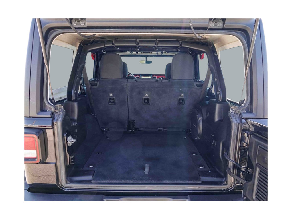 Thumbnail: 2022 Jeep Wrangler - 16