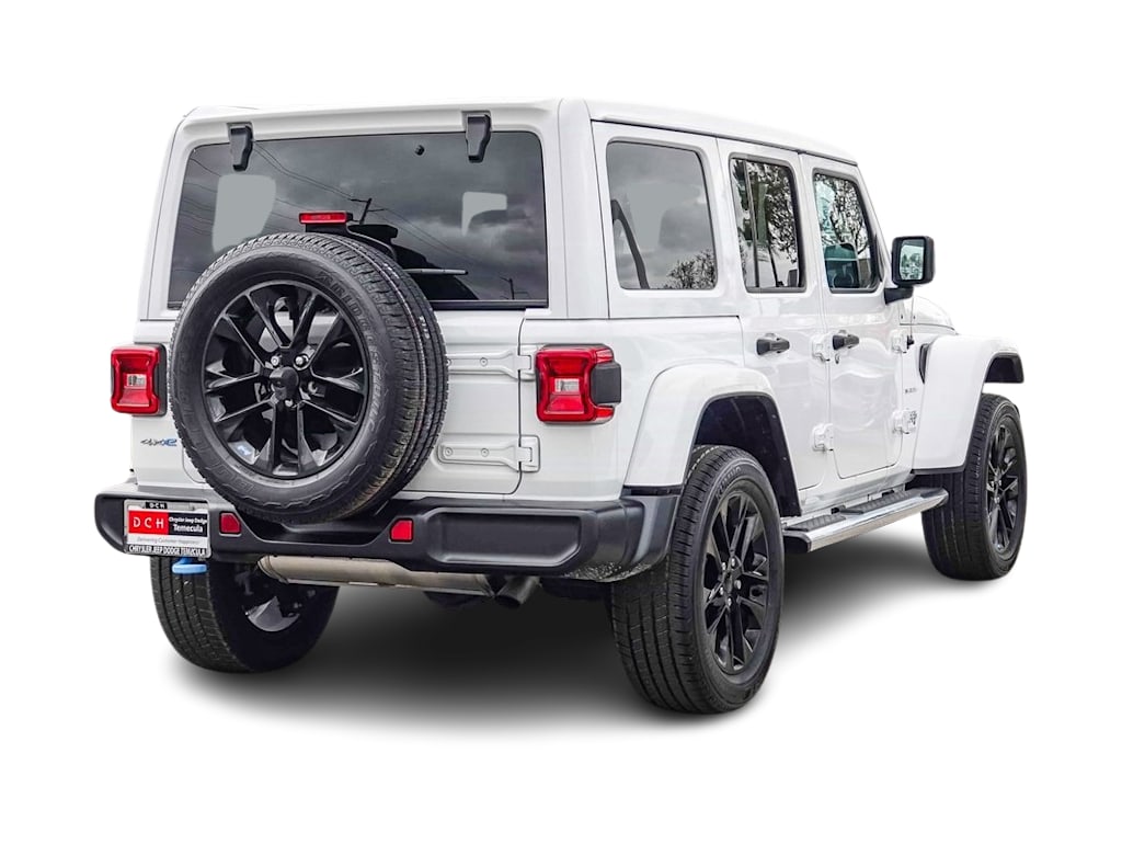Thumbnail: 2022 Jeep Wrangler - 18