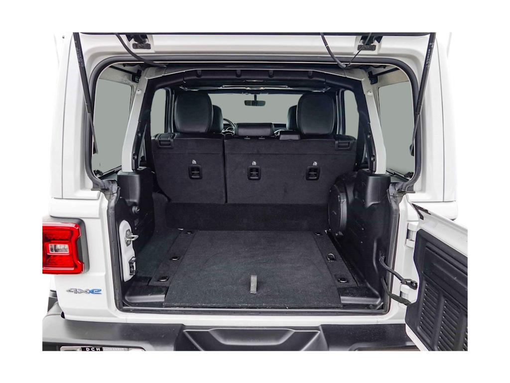 Thumbnail: 2022 Jeep Wrangler - 15