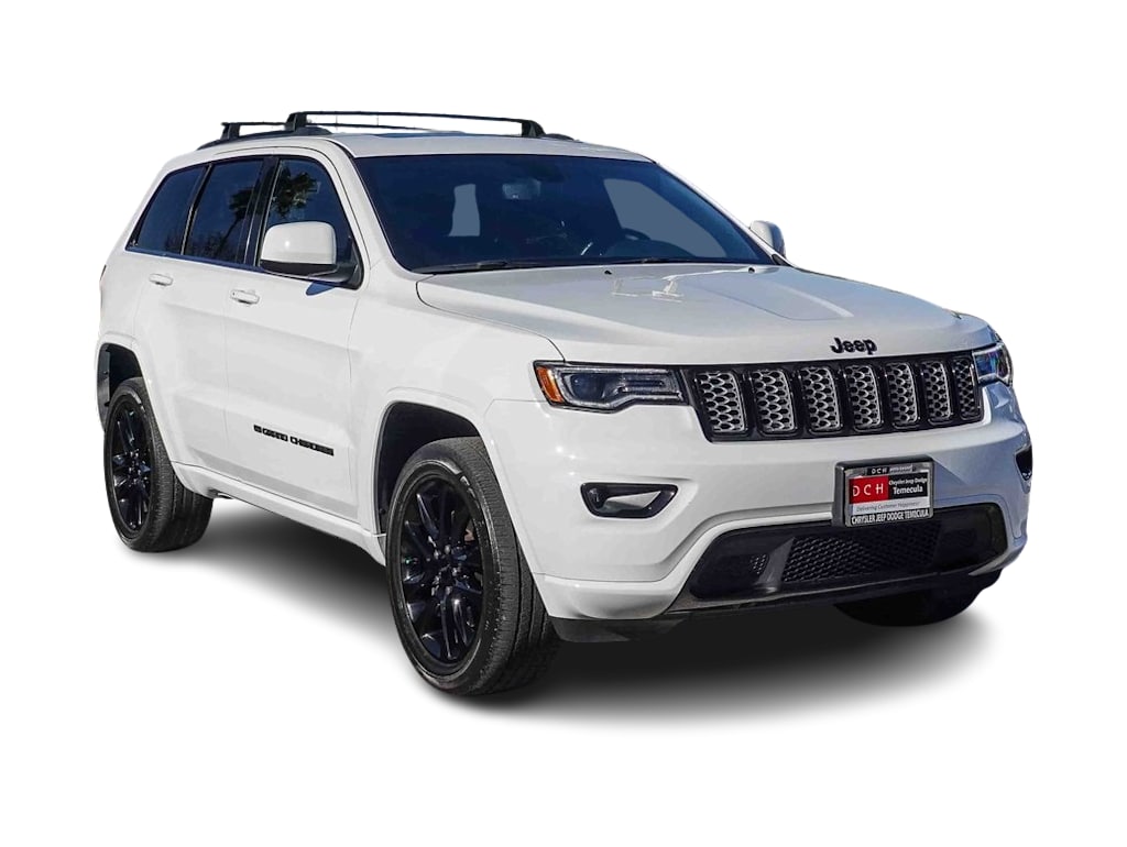 Thumbnail: 2022 Jeep Grand Cherokee - 17