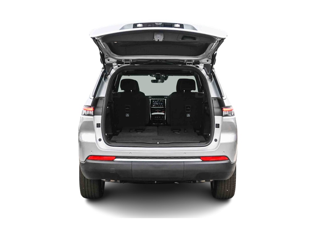 Thumbnail: 2025 Jeep Grand Cherokee L - 18