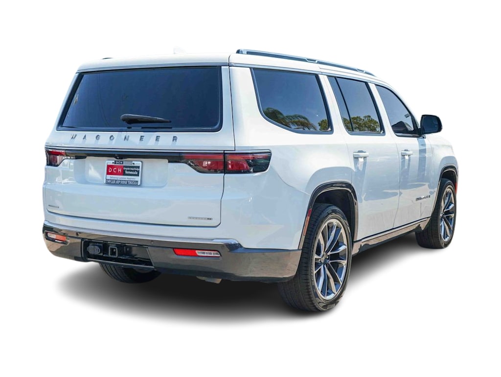 Thumbnail: 2022 Jeep Wagoneer - 18