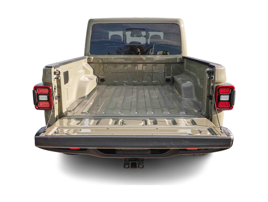 Thumbnail: 2026 Jeep Gladiator - 16