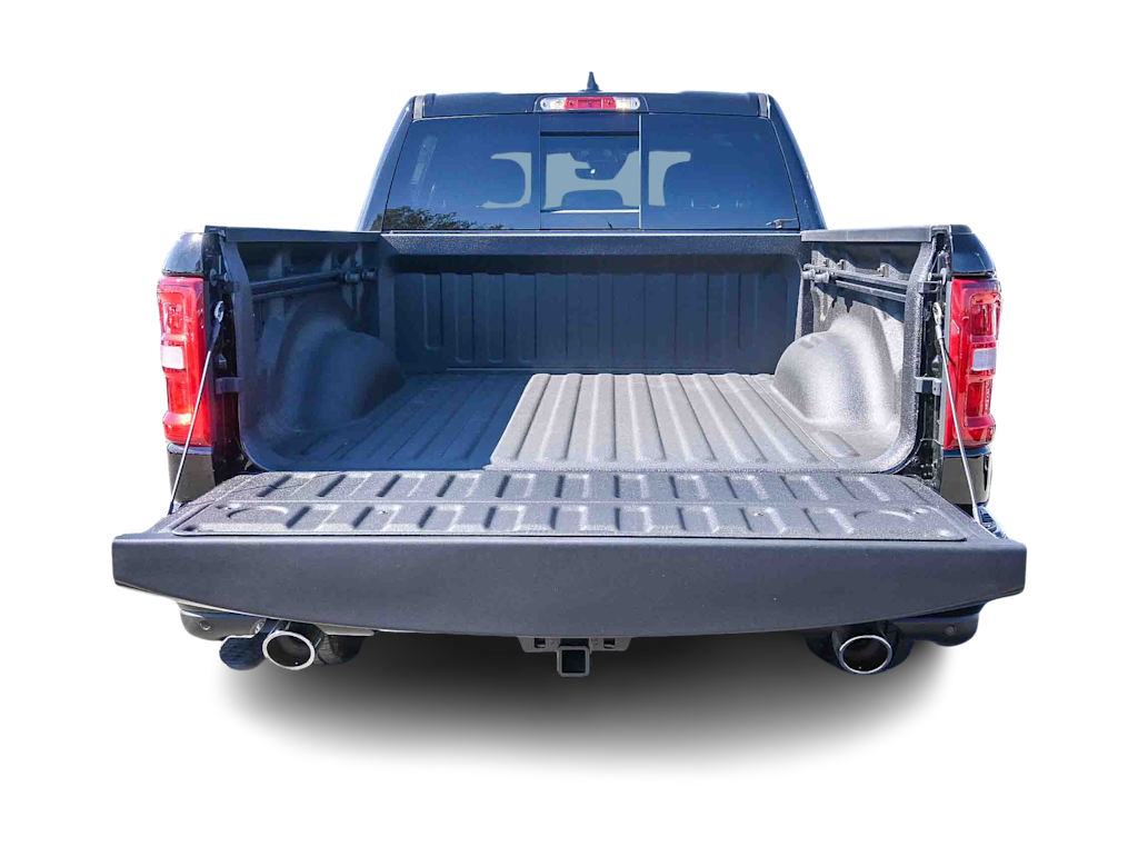 Thumbnail: 2026 RAM 1500 - 17