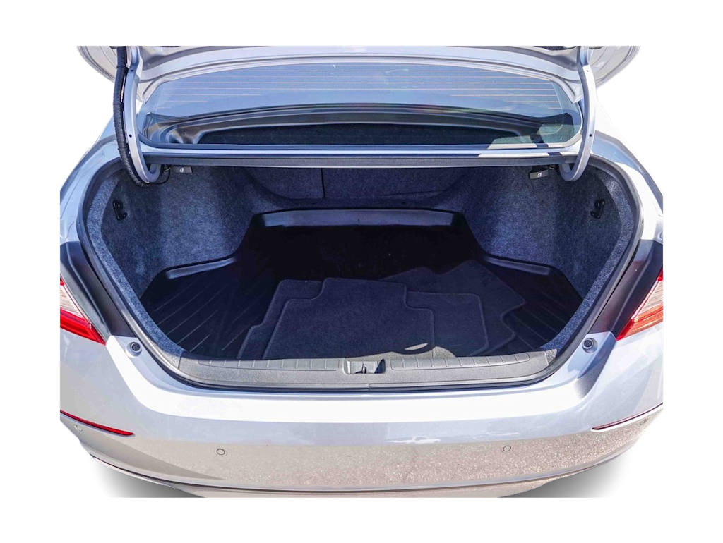 Thumbnail: 2021 Honda Accord - 16