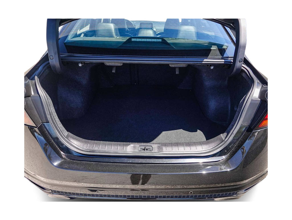 Thumbnail: 2021 Nissan Altima - 15