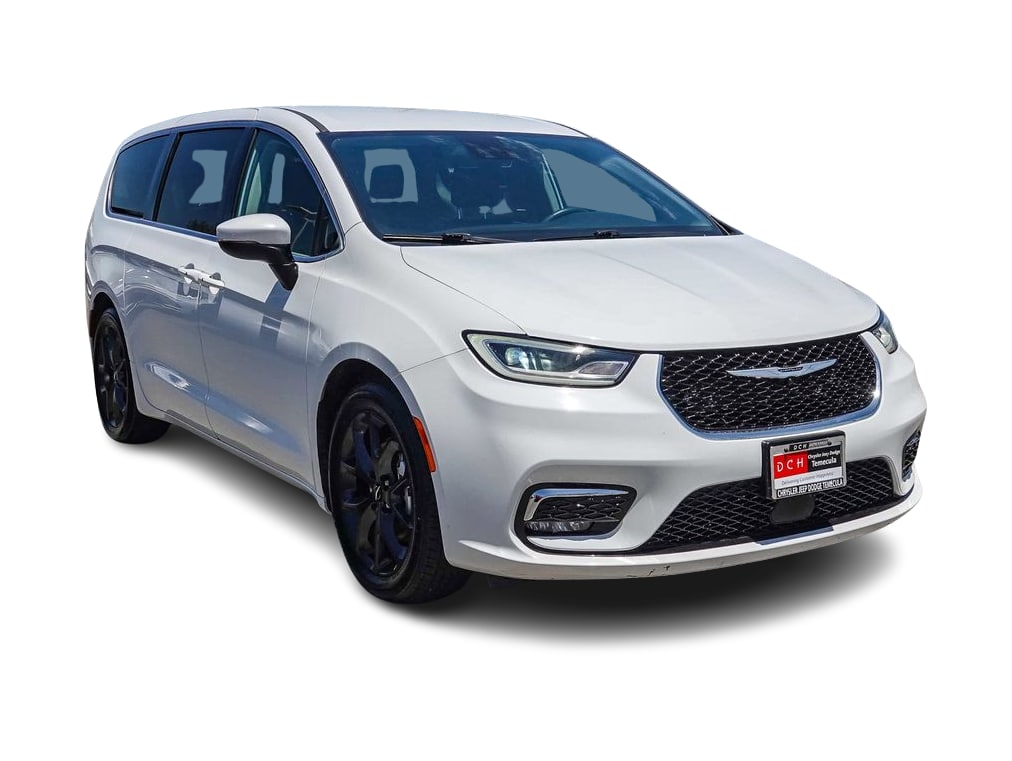Thumbnail: 2023 Chrysler Pacifica - 16