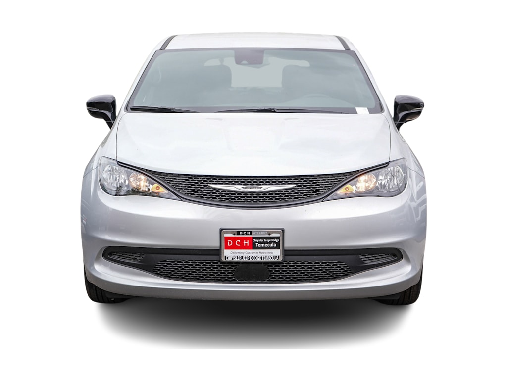 Thumbnail: 2026 Chrysler Voyager - 5