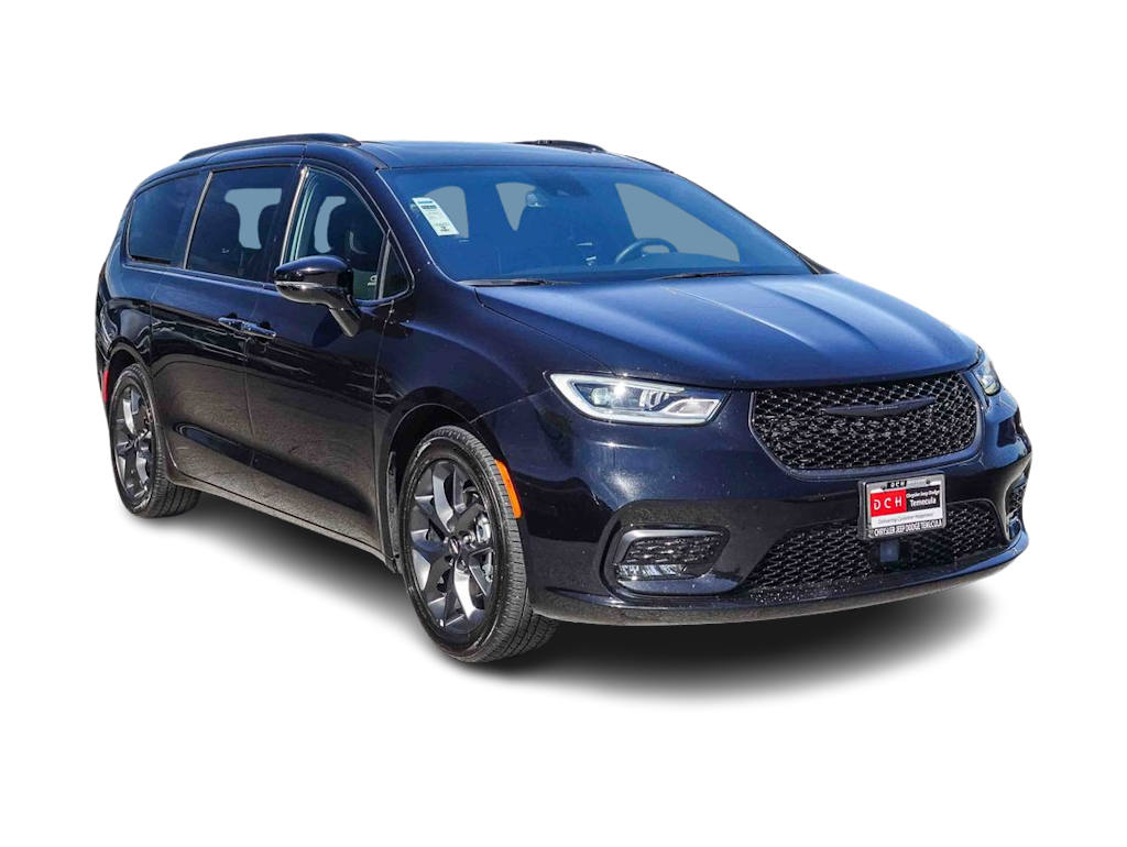 Thumbnail: 2025 Chrysler Pacifica - 16