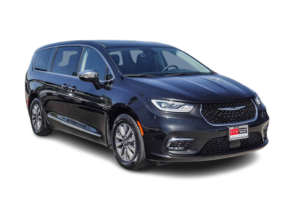 Thumbnail: 2023 Chrysler Pacifica - 15