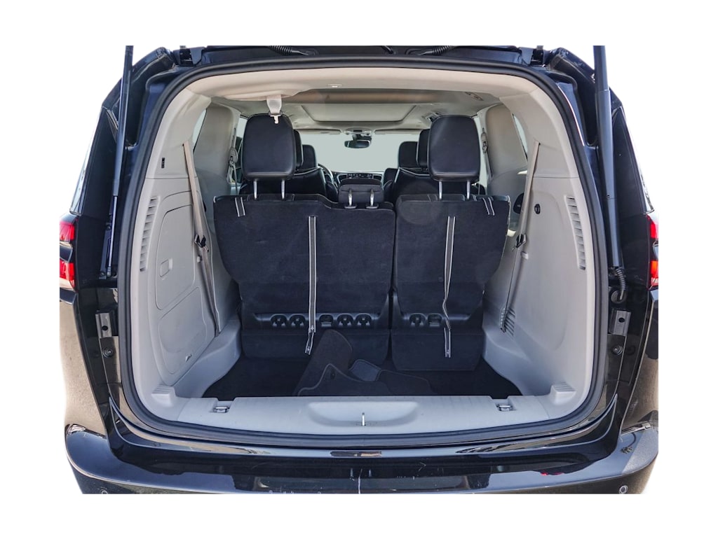 Thumbnail: 2023 Chrysler Pacifica - 13