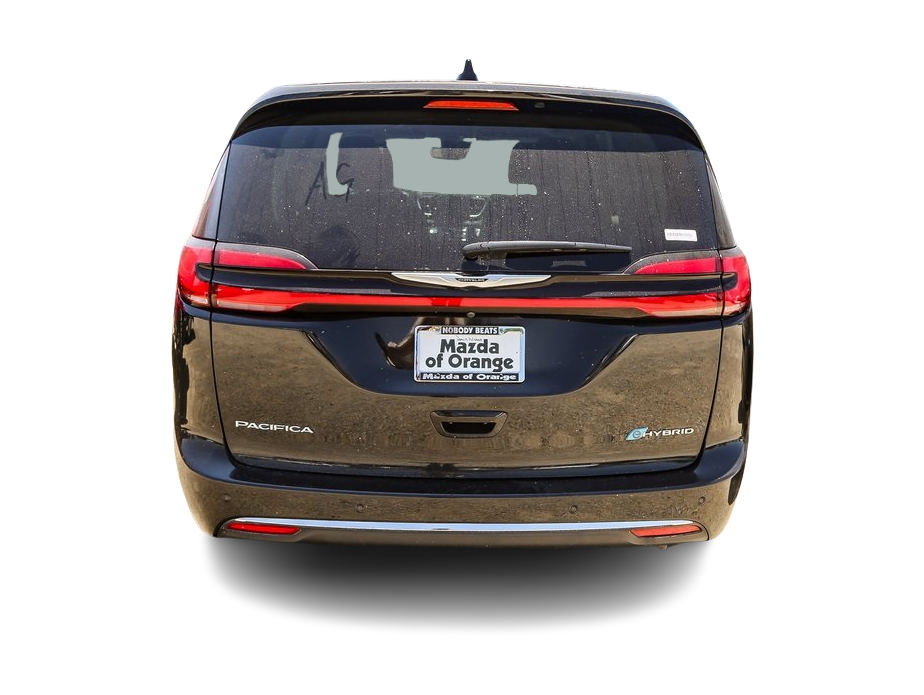 Thumbnail: 2024 Chrysler Pacifica - 3