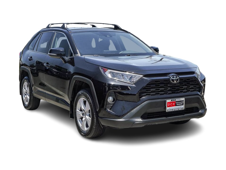 Thumbnail: 2020 Toyota RAV4 - 17