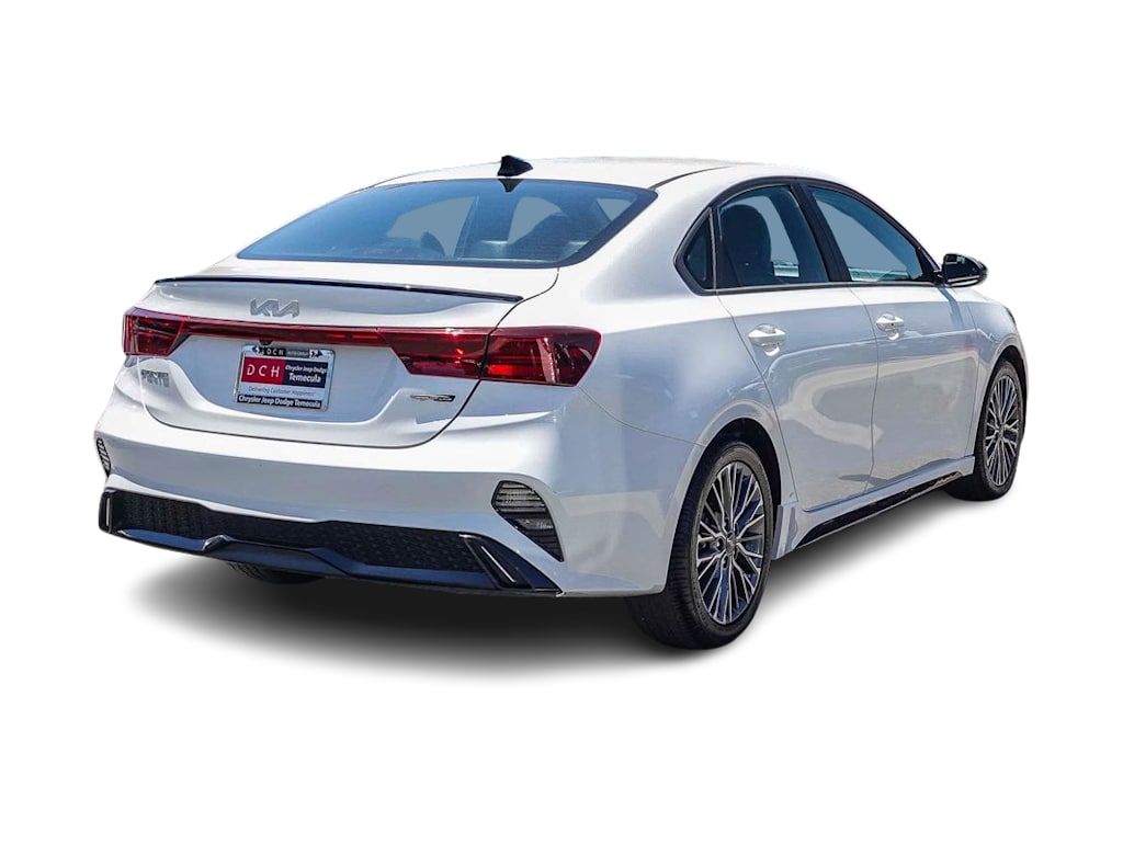 Thumbnail: 2023 Kia Forte - 18