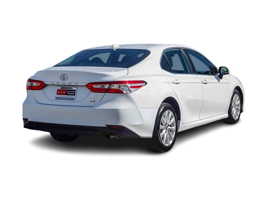 Thumbnail: 2019 Toyota Camry - 18