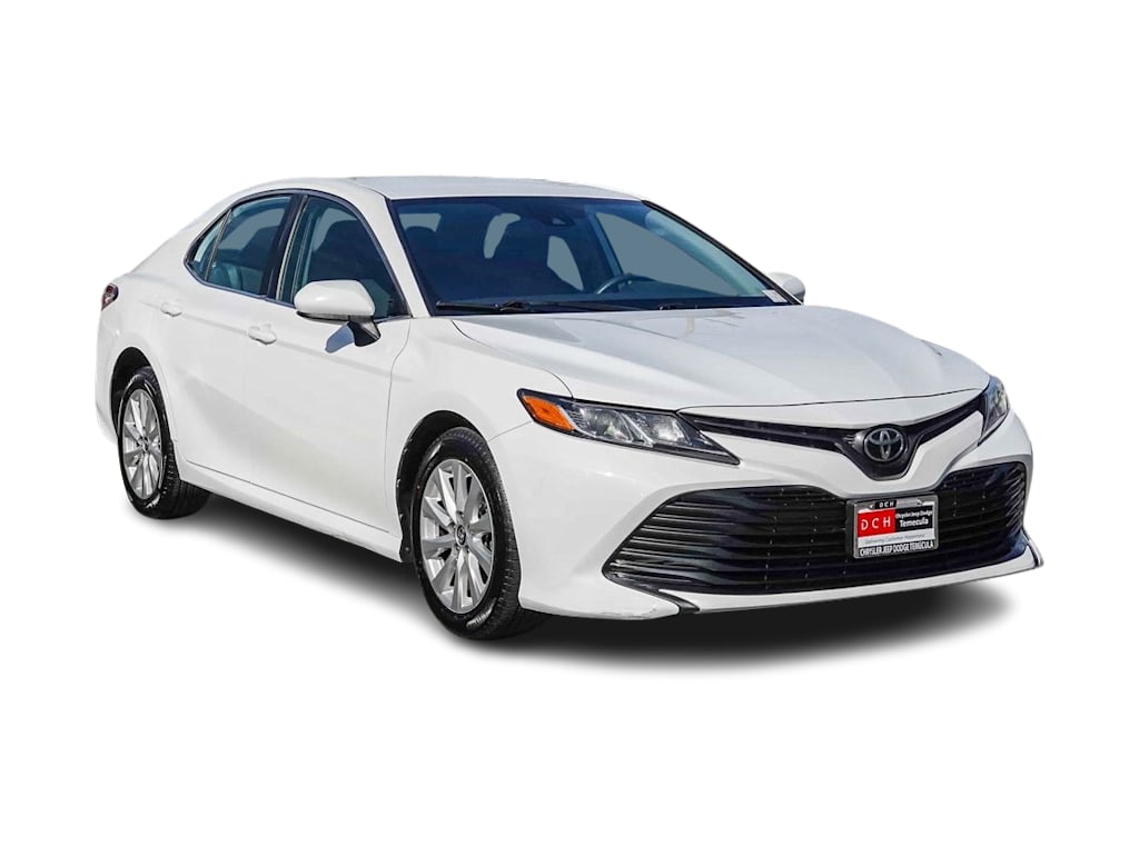 Thumbnail: 2019 Toyota Camry - 17
