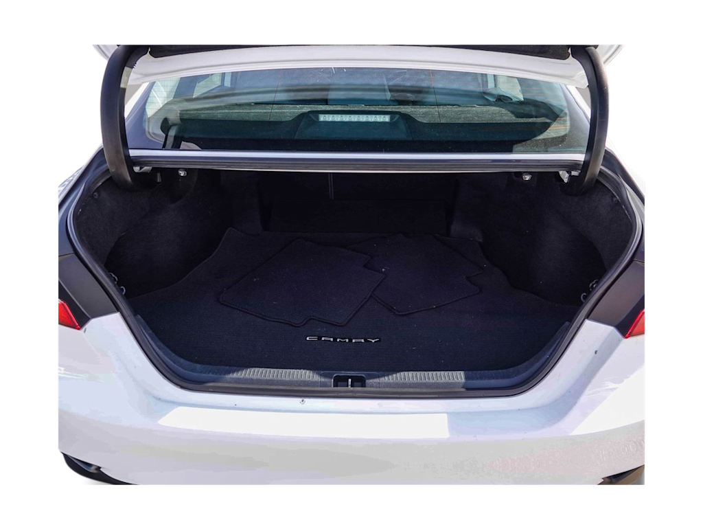 Thumbnail: 2019 Toyota Camry - 15