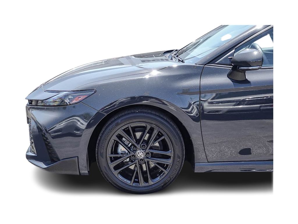 Thumbnail: 2025 Toyota Camry - 22