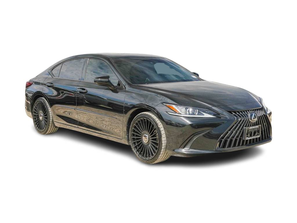 Thumbnail: 2022 Lexus ES - 7