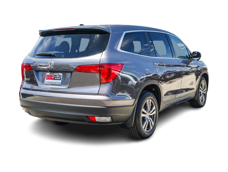 Thumbnail: 2018 Honda Pilot - 17