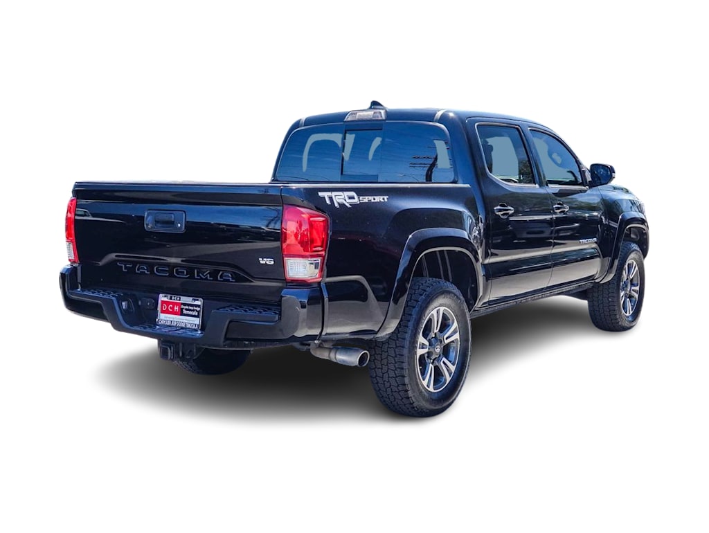 Thumbnail: 2017 Toyota Tacoma - 19