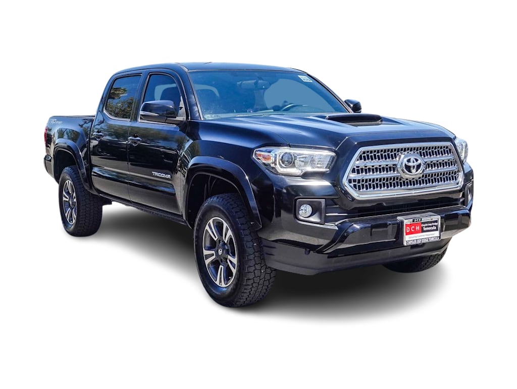 Thumbnail: 2017 Toyota Tacoma - 18