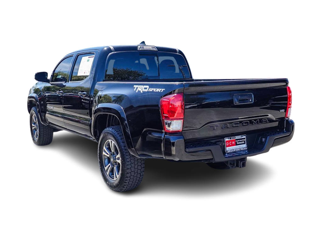 Thumbnail: 2017 Toyota Tacoma - 3