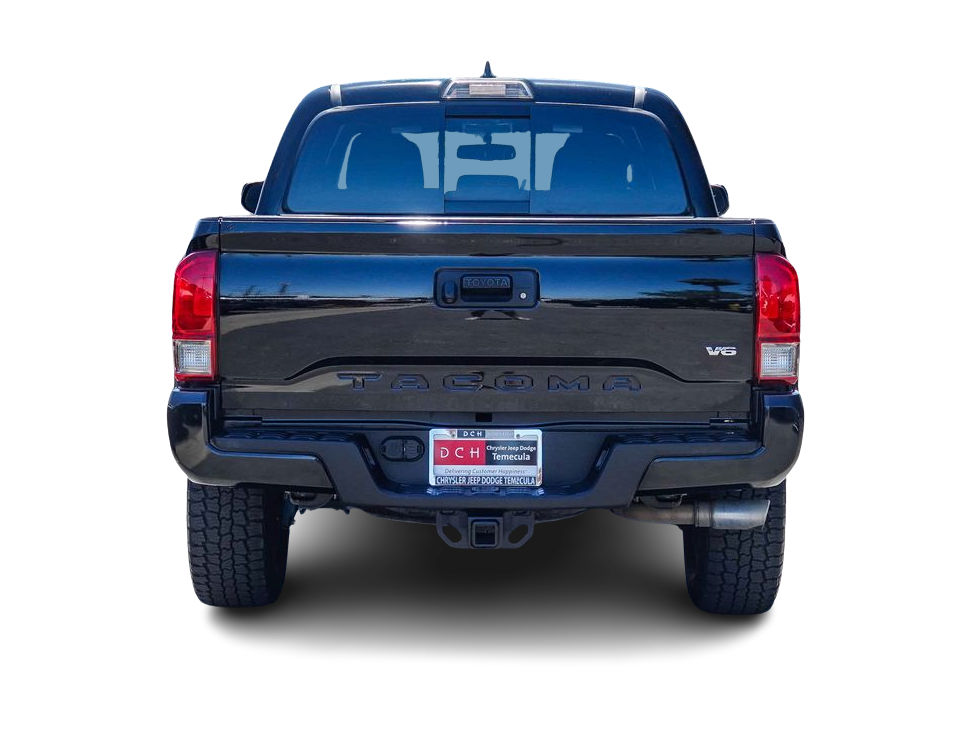 Thumbnail: 2017 Toyota Tacoma - 4