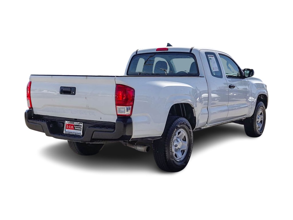 Thumbnail: 2017 Toyota Tacoma - 18