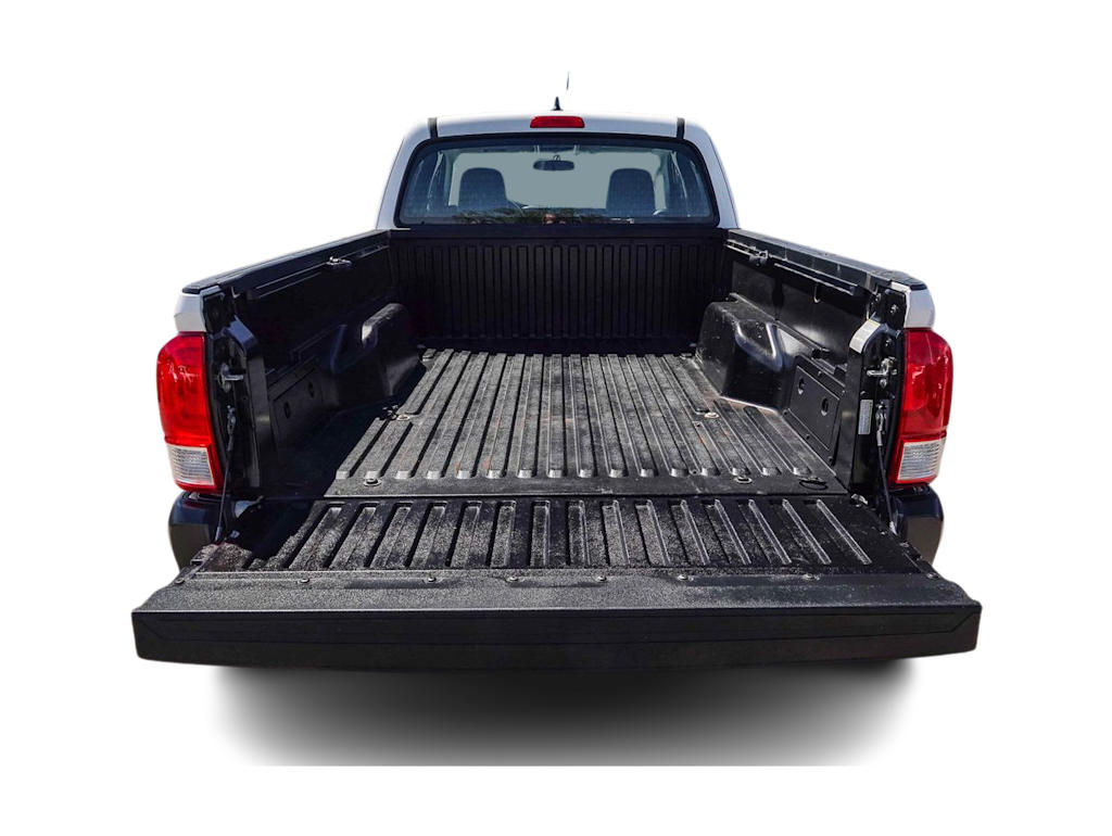 Thumbnail: 2017 Toyota Tacoma - 15