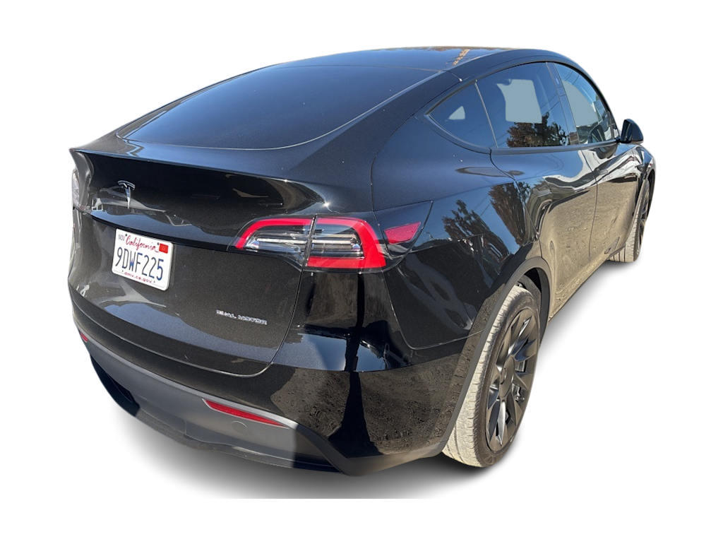 Thumbnail: 2023 Tesla Model Y - 8