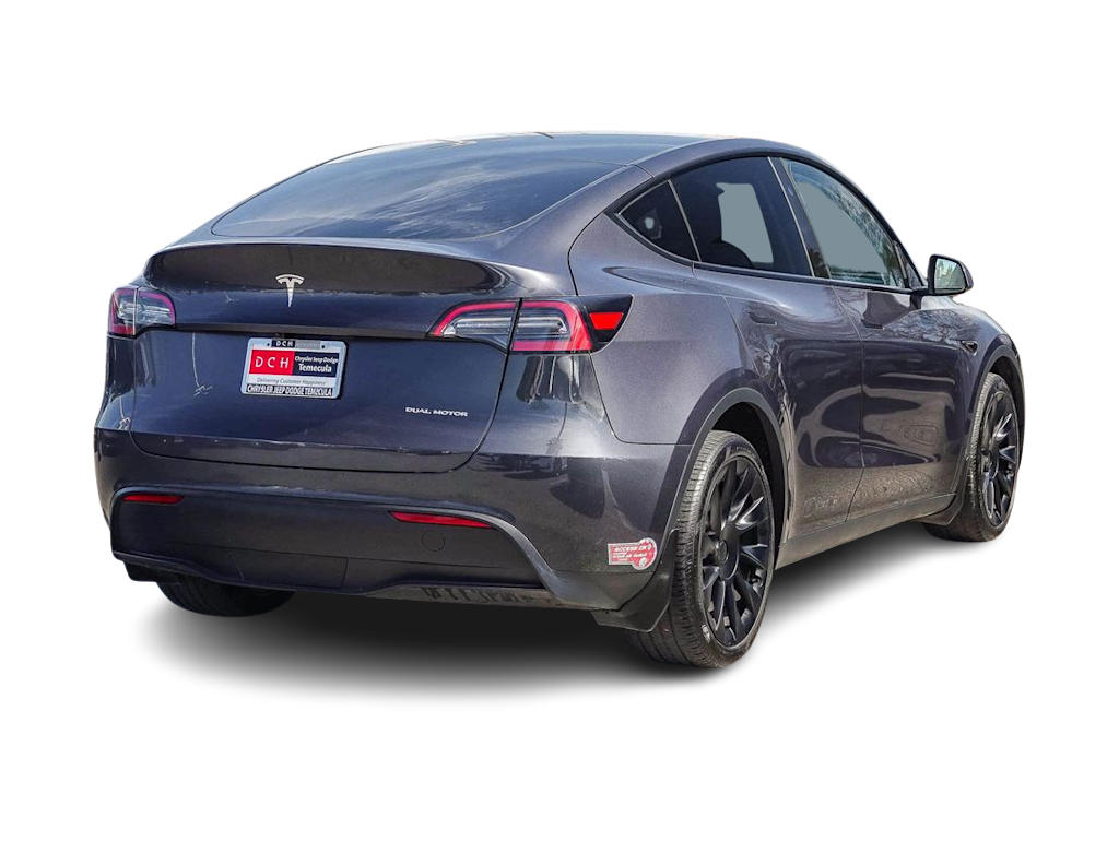Thumbnail: 2024 Tesla Model Y - 16