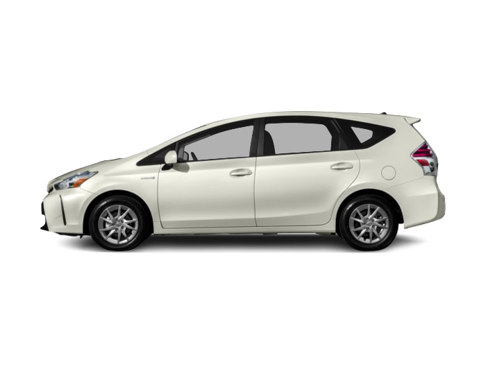 Thumbnail: 2016 Toyota Prius v - 3