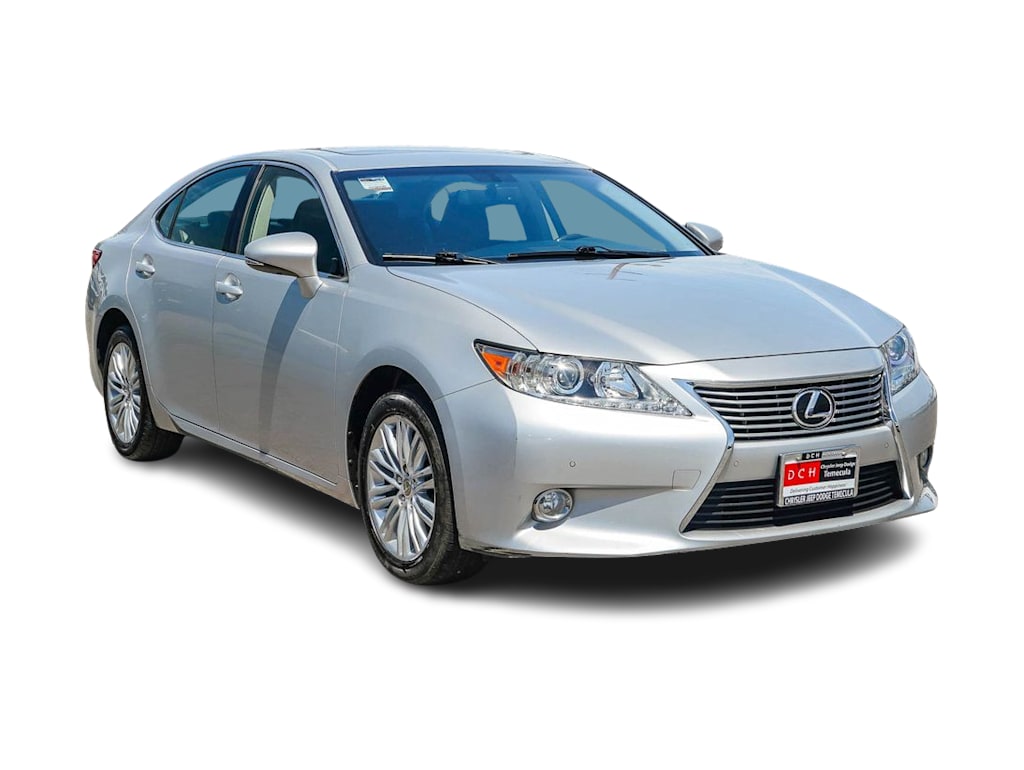 Thumbnail: 2015 Lexus ES - 17