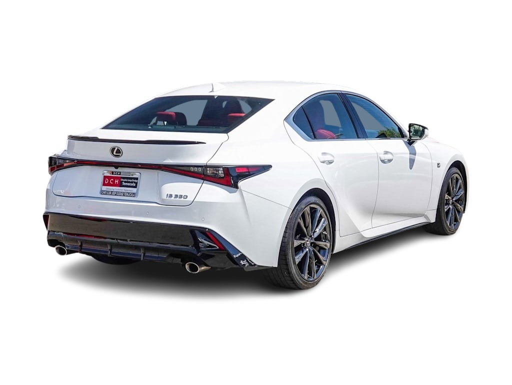 2022 Lexus IS 350 19