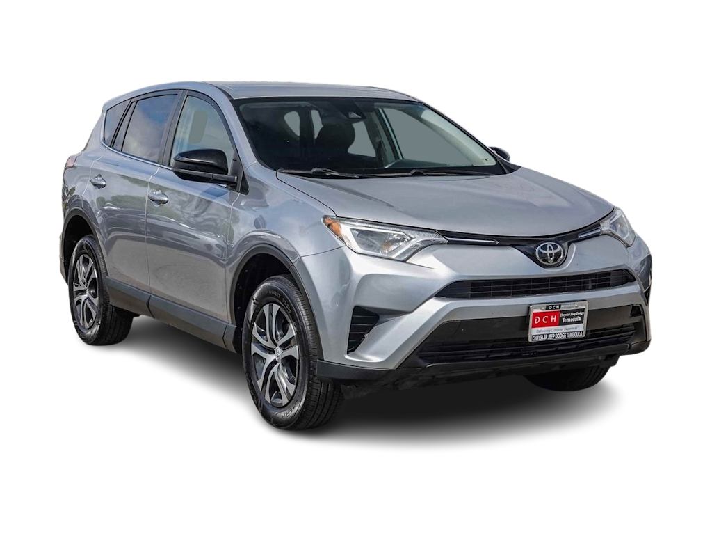 Thumbnail: 2018 Toyota RAV4 - 17
