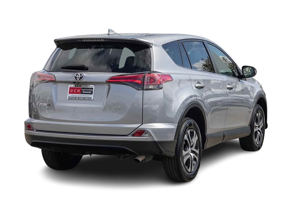 Thumbnail: 2018 Toyota RAV4 - 18