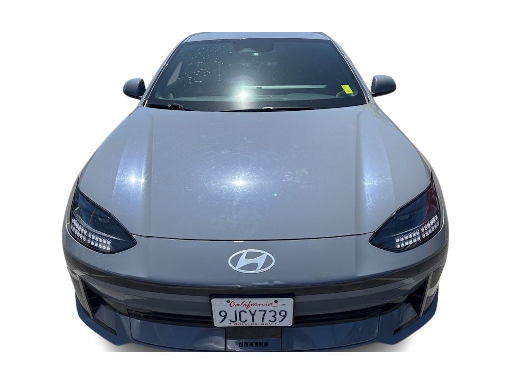 Thumbnail: 2023 Hyundai Ioniq 6 - 4