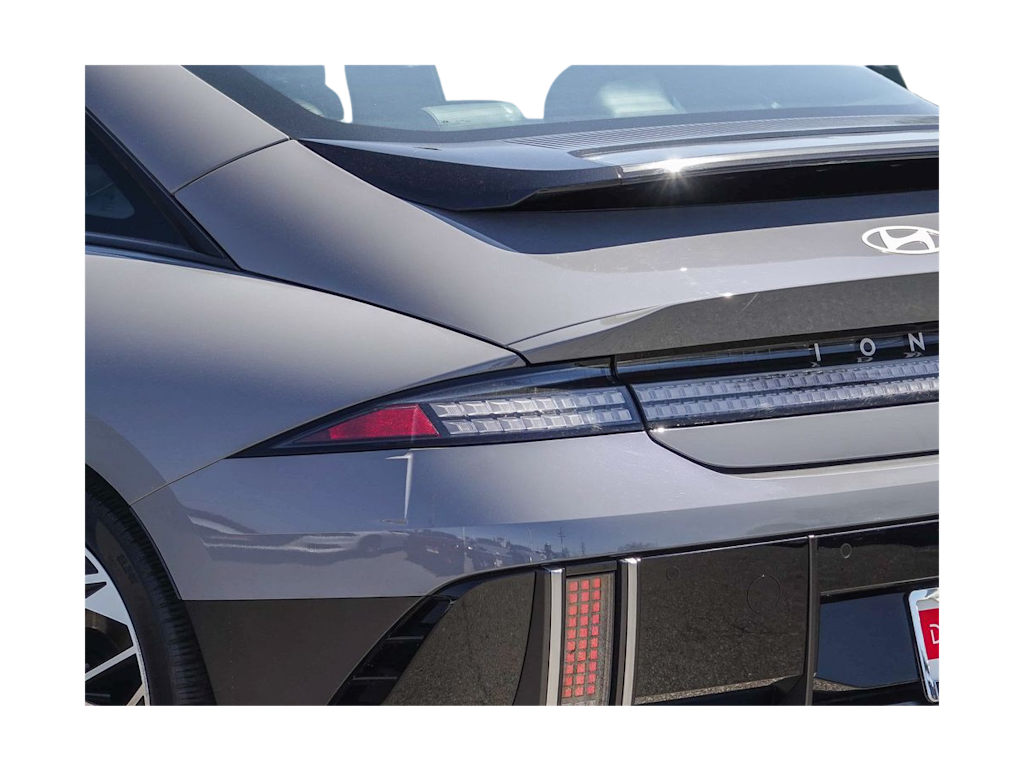 Thumbnail: 2024 Hyundai Ioniq 6 - 17