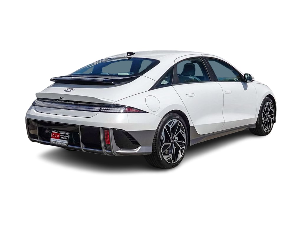 Thumbnail: 2023 Hyundai Ioniq 6 - 15