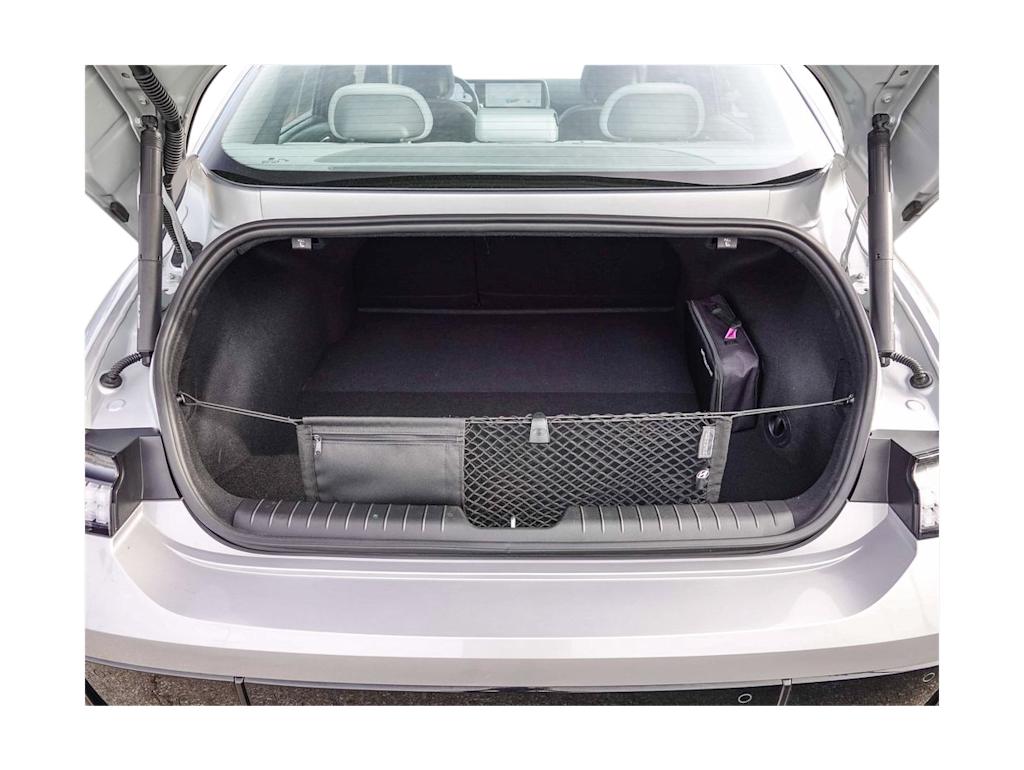 Thumbnail: 2024 Hyundai Ioniq 6 - 13