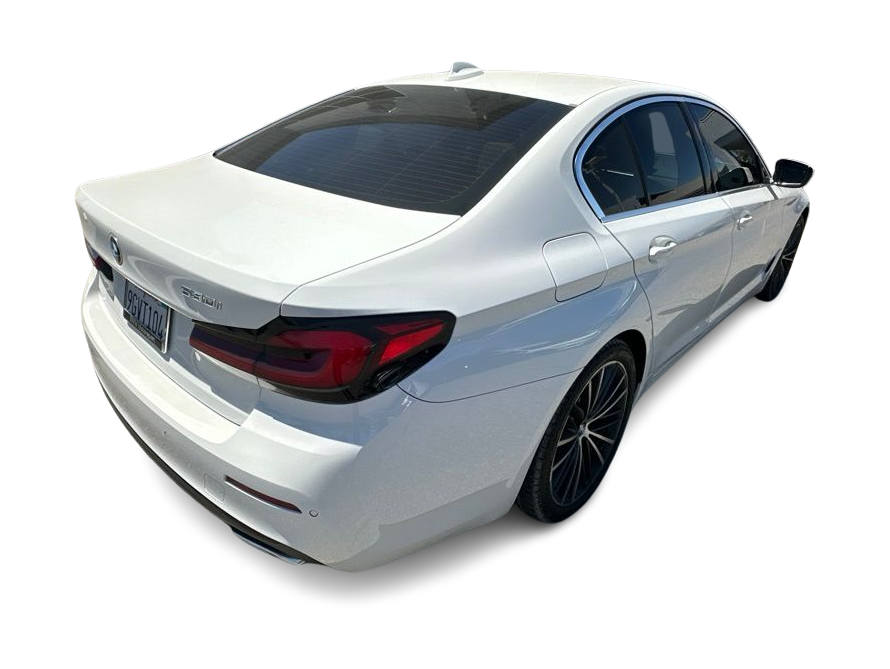 Thumbnail: 2023 BMW 5 Series - 9