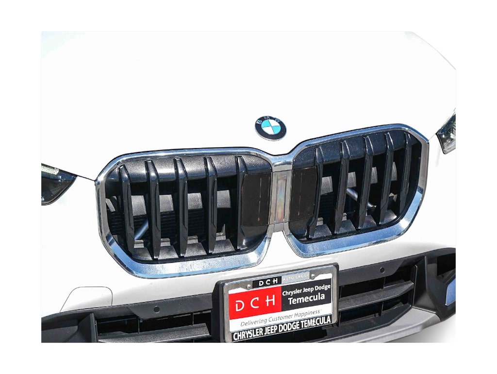Thumbnail: 2023 BMW X1 - 20