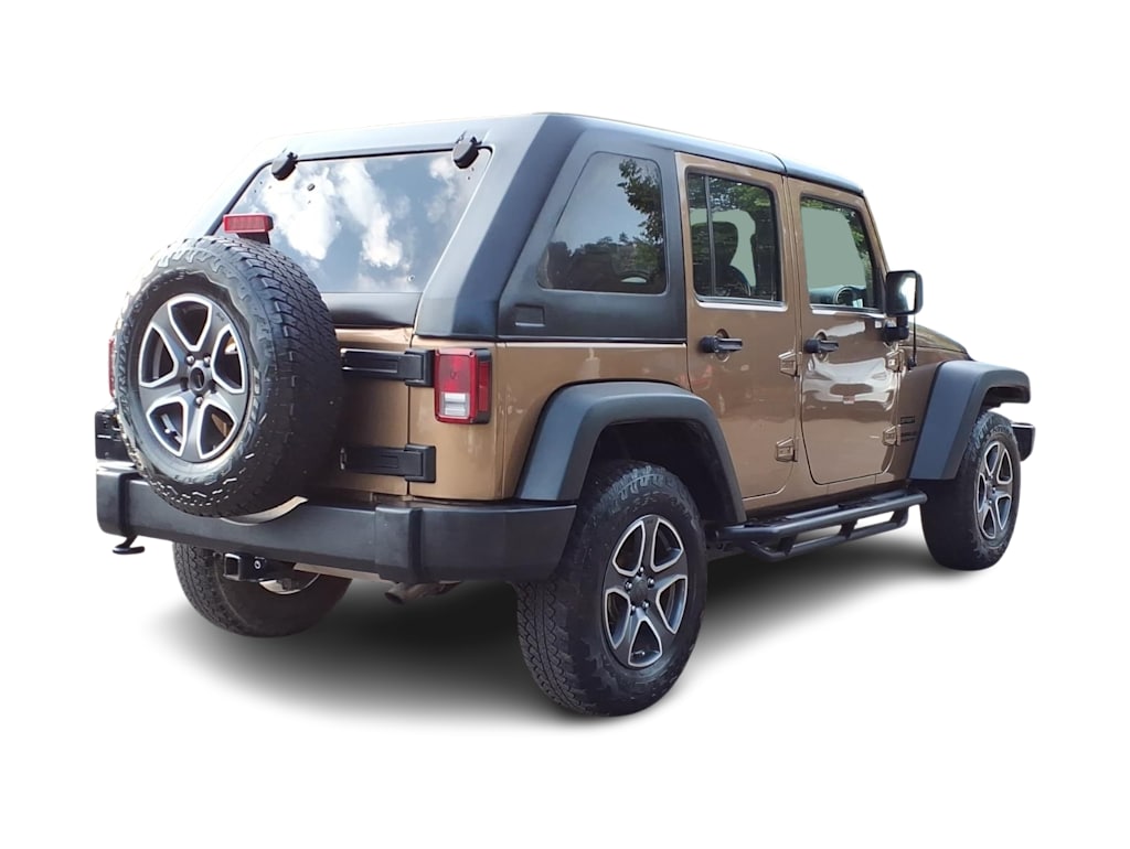 Thumbnail: 2015 Jeep Wrangler - 16