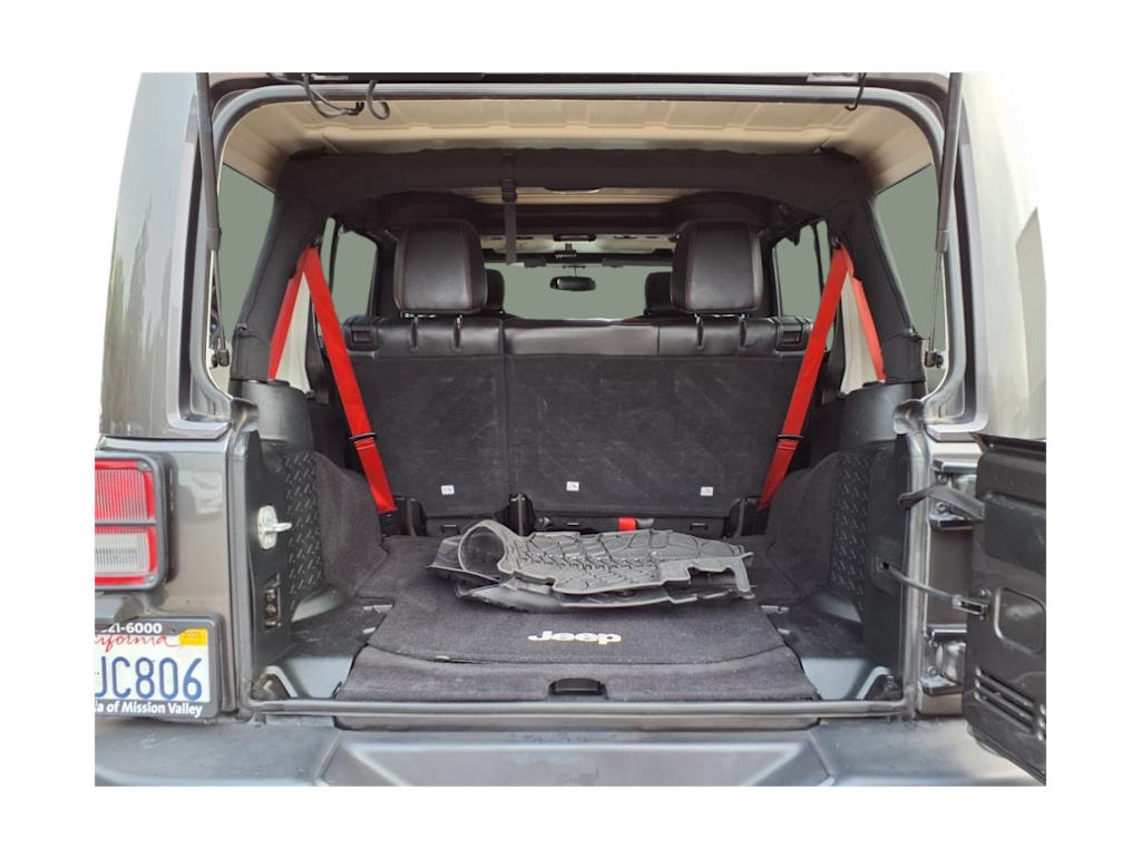 Thumbnail: 2017 Jeep Wrangler - 12