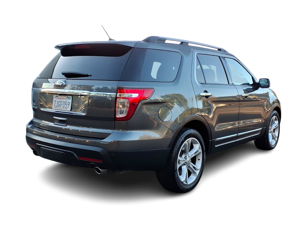 Thumbnail: 2015 Ford Explorer - 15