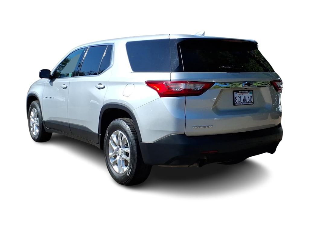 Thumbnail: 2018 Chevrolet Traverse - 3