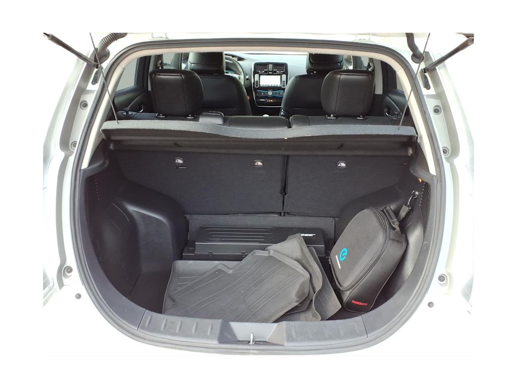 Thumbnail: 2017 Nissan Leaf - 12
