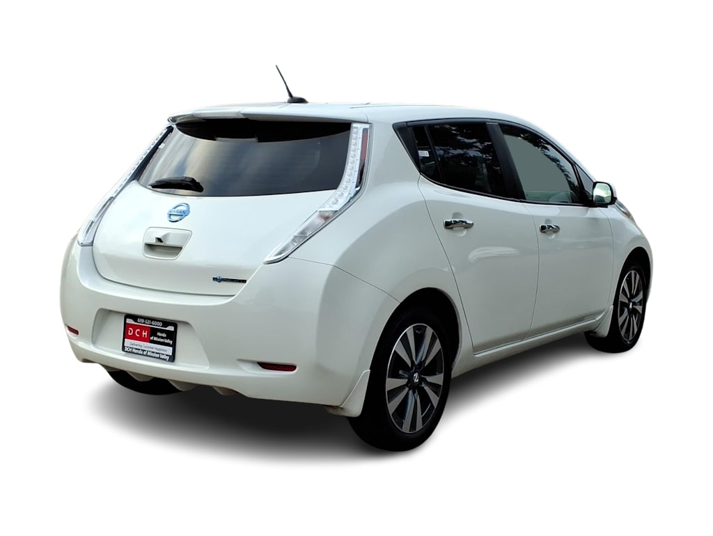 Thumbnail: 2017 Nissan Leaf - 14